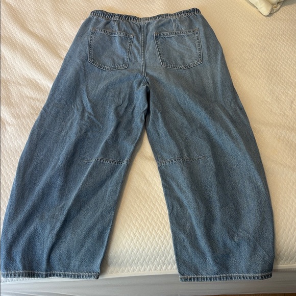 NWT GAP sweatpants jeans, mid rise horseshoe jeans - Picture 4 of 6